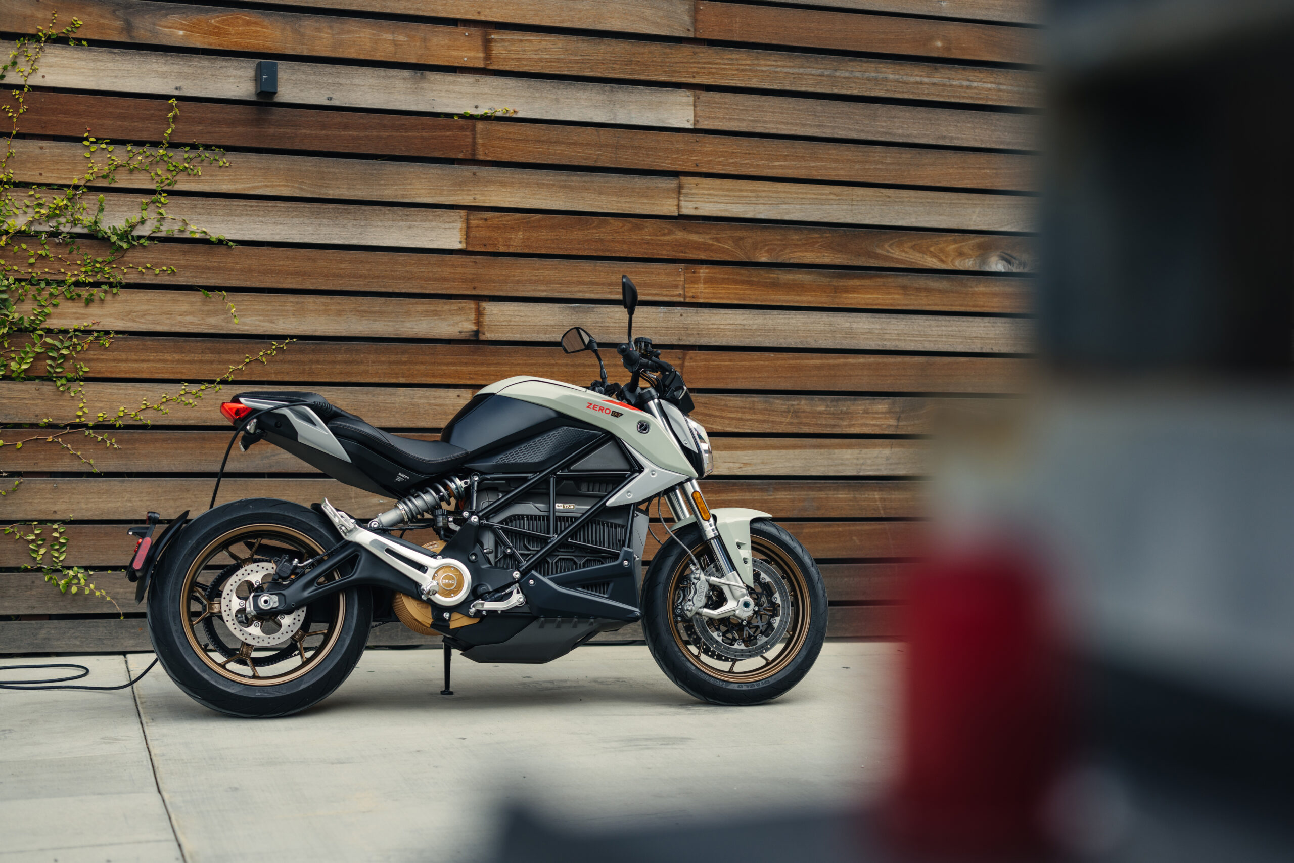 Zero SR/F Street Motorcycle